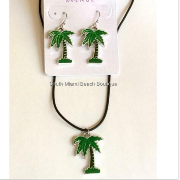 Silver Coconut Palm Tree Necklace Earrings Set - Picture 1 of 8